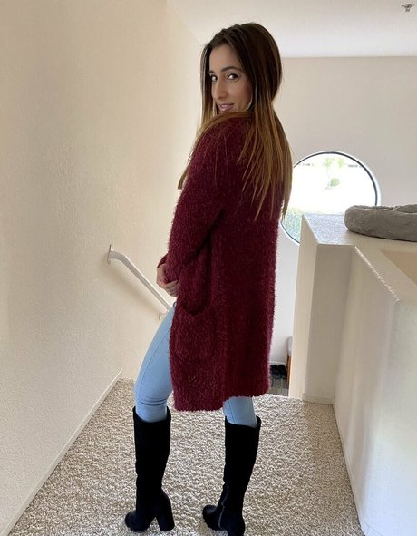 christinakhalil XXX OnlyFans