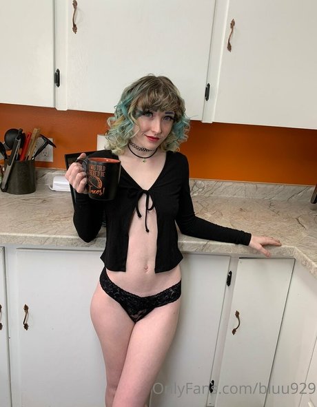 bluu929 OnlyFans Leaks