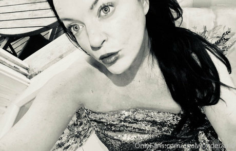 anelwonderland OnlyFans Nacktbilder