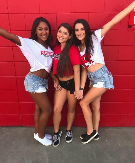 Julia Olivia OnlyFans Bilder