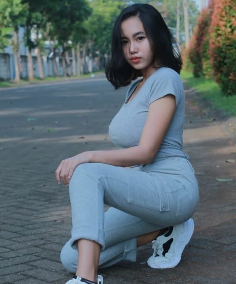 Elvara Caliva OnlyFans-Creator