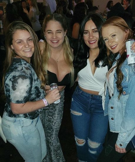 Schuyler Thornton Bilder OnlyFans