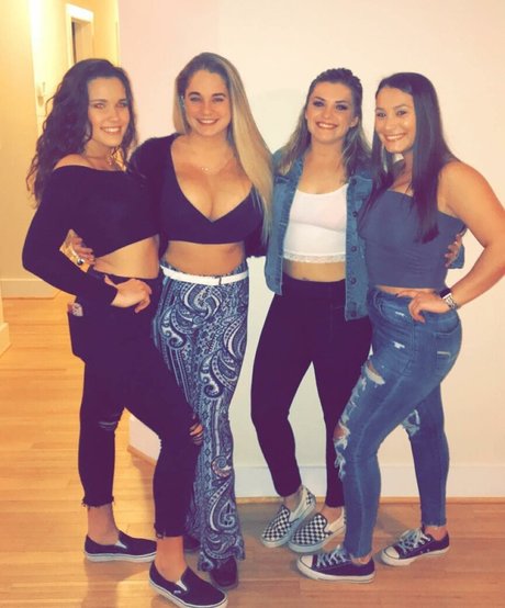 Schuyler Thornton OnlyFans Pornografie