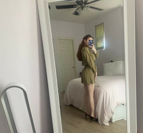 Francesca Capaldi Bilder OnlyFans