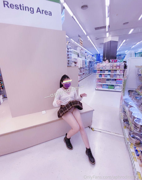 Aphrodite5201 XXX OnlyFans