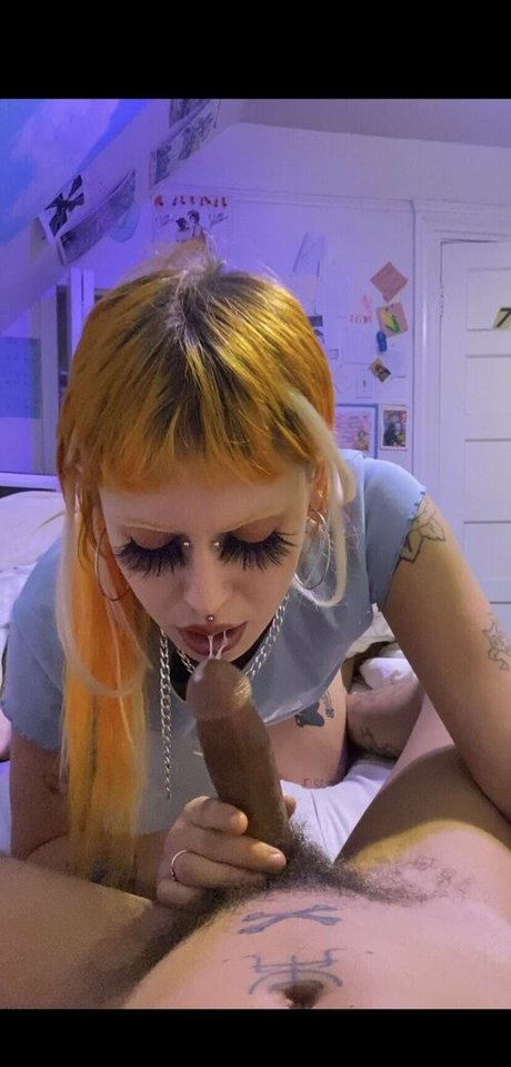 wormsinmyclownsuit Nacktbilder von OnlyFans