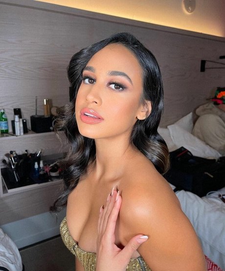 Emily Tosta Leaked OnlyFans Fotos