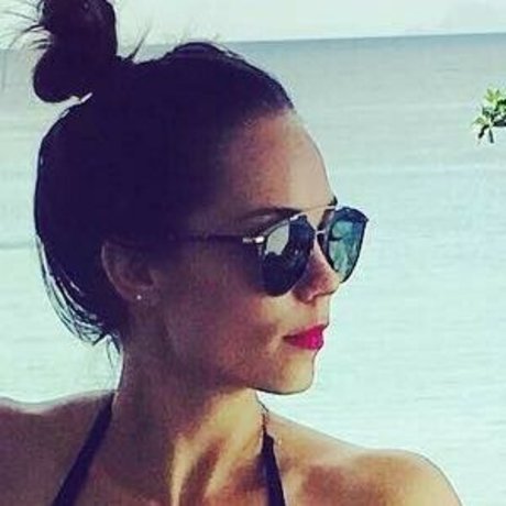 Laura Vandervoort Neues OnlyFans