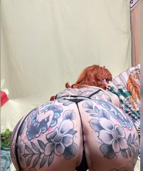 Maud Franklen Kostenlose OnlyFans-Pornos