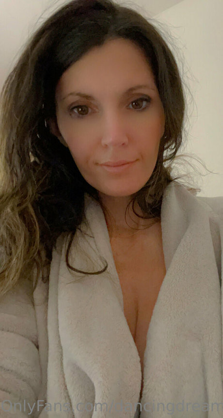 dancingdreamer OnlyFans Bilder
