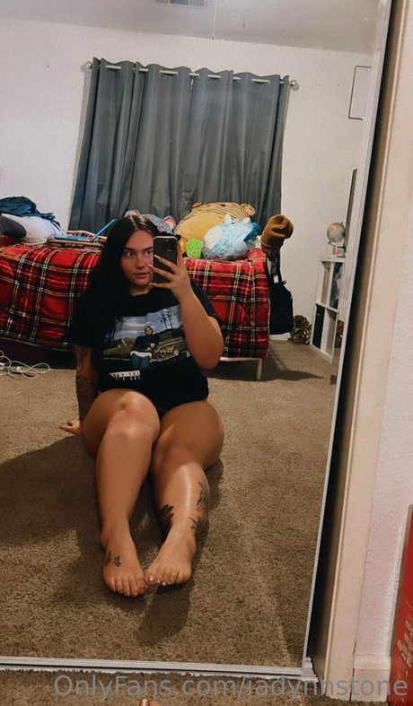 Jadynn Stone Nacktpornos auf OnlyFans