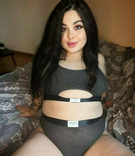 lily charming OnlyFans kostenlos geleakt