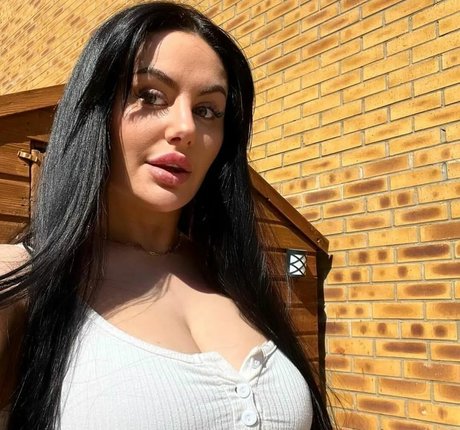 Beckie Holloway OnlyFans-Leaks