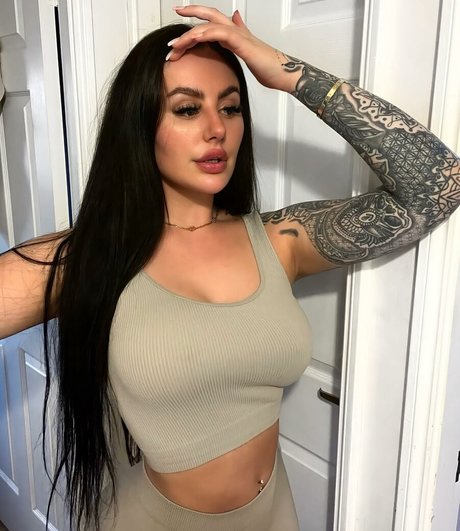 Beckie Holloway Nackt geleakt OnlyFans