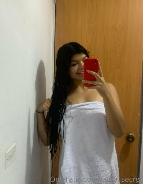 laura secret OnlyFans X