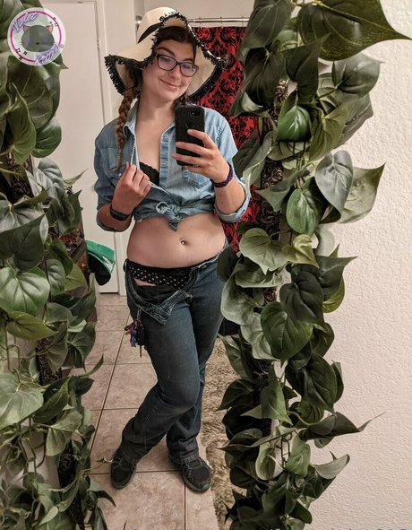 violet613videos OnlyFans Inhaltstyp