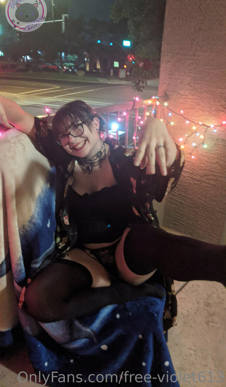 violet613videos Nacktbilder OnlyFans geleakt