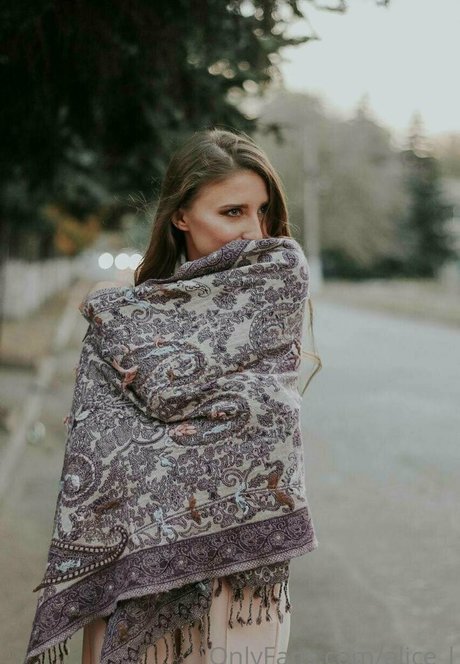 alice l OnlyFans Nacktbilder