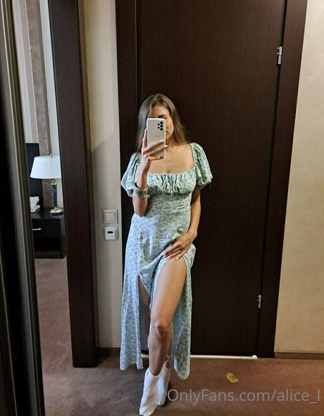 alice l OnlyFans Pornografie