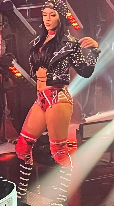 Cora Jade Heiße OnlyFans Inhalte