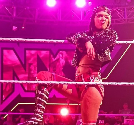 Cora Jade OnlyFans nackte Brüste