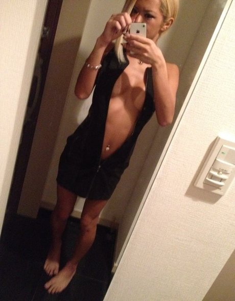 Ts Miran Nacktbilder von OnlyFans geleakt