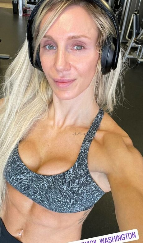 Charlotte Flair Nackt auf OnlyFans Leak