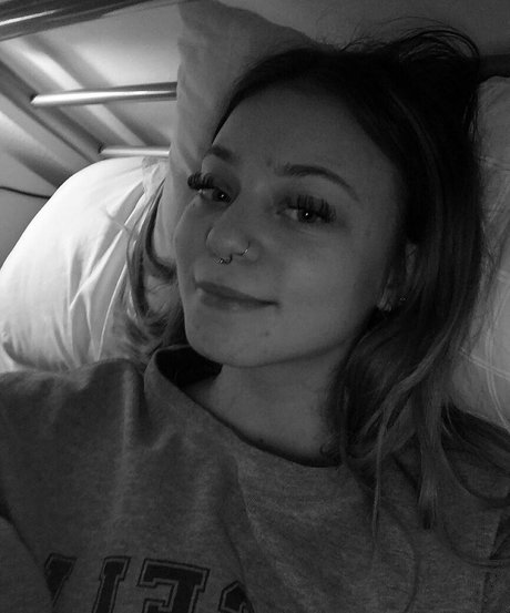 Isabella Dorta OnlyFans Bilder