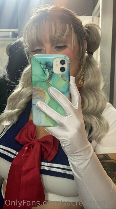 sacredmadsx OnlyFans Striptease