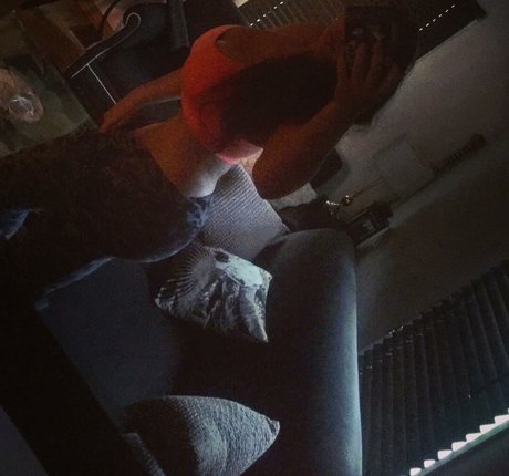 iloveteniah OnlyFans Leaks