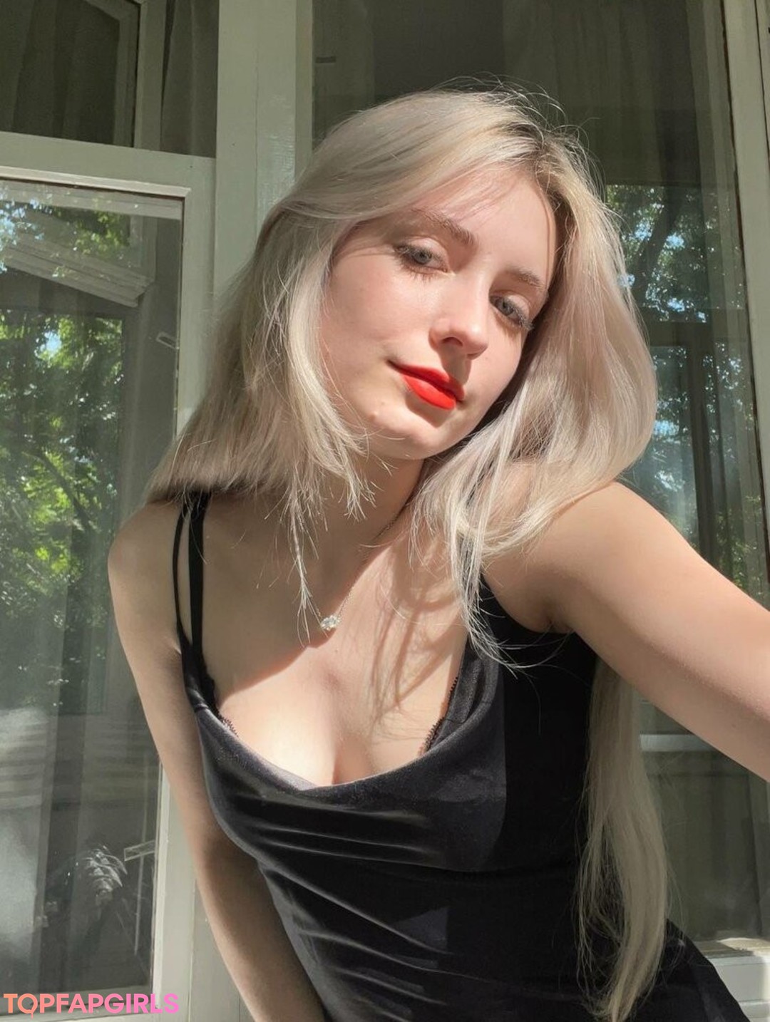 aliceinwonderland xo OnlyFans Nacktbilder