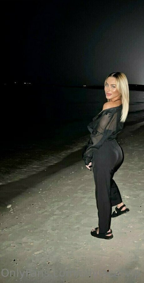 Oliviacatvip OnlyFans nackte Brüste