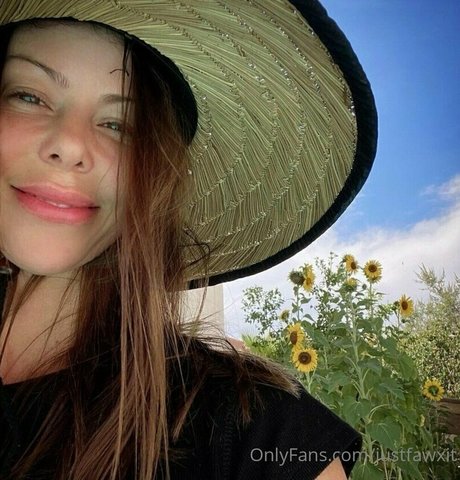 justfawxit OnlyFans Lesbisch