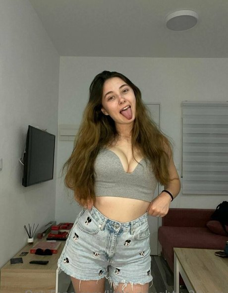 little naughty 20 vip Nacktbilder-Leaks von OnlyFans