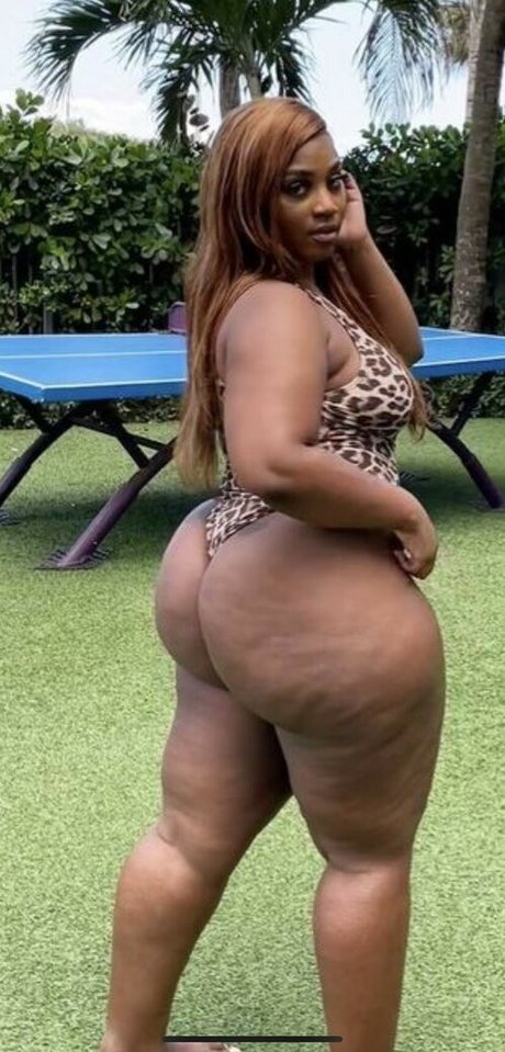 corporatethugnnn OnlyFans Nacktfotos