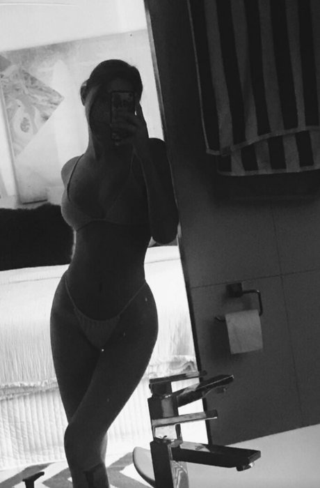 mia phillipson OnlyFans Lesbisch