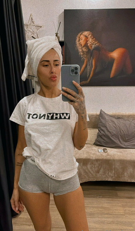 laurakozlovvfree OnlyFans-Leak