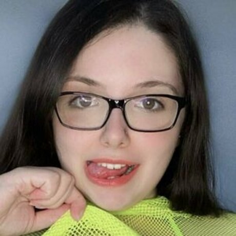 anouk bustyy Nacktbilder von OnlyFans