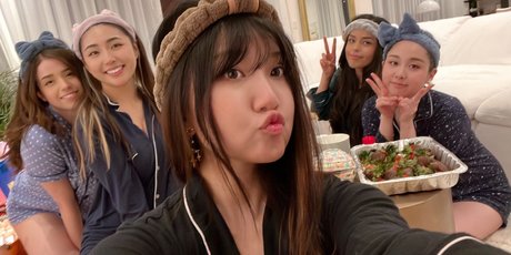 creampie von onlyfans Kunstporno Selfie