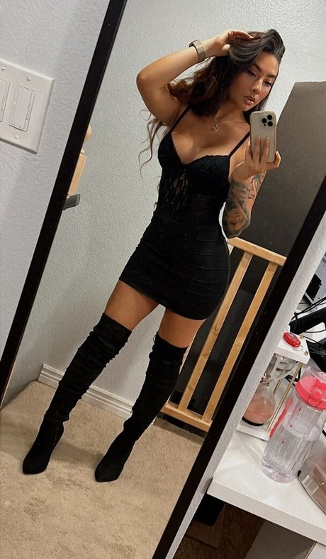 Theegoldenrose OnlyFans X