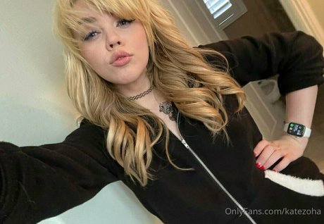 katezoha Nacktbilder von OnlyFans geleakt
