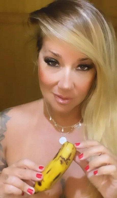 Vivi Fernandez Nackt auf OnlyFans