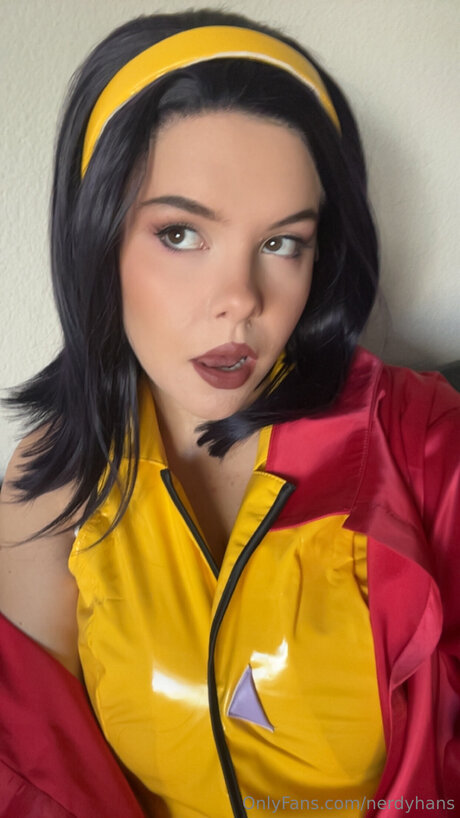 Nerdyhans NurlyFans-Pornoleaks