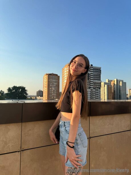 Monakimm Oben ohne OnlyFans