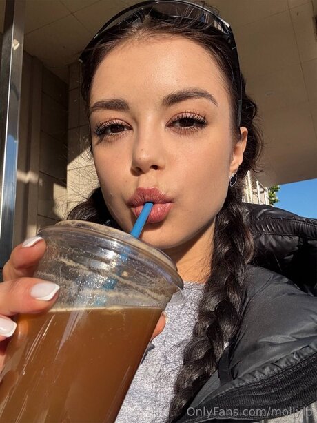 Mollylo OnlyFans