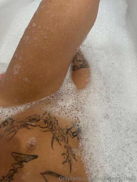 Michelegourlay1 OnlyFans Nacktbilder