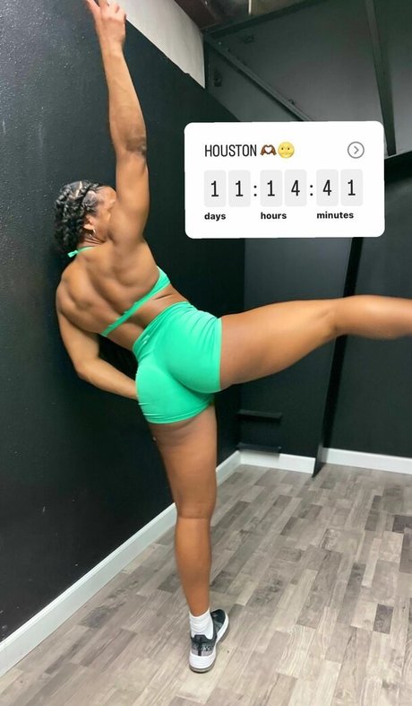 aaaaayevuh Bilder OnlyFans