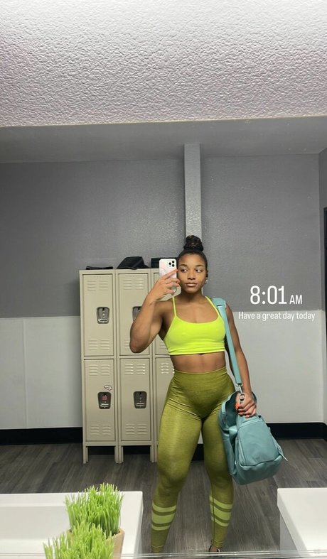 aaaaayevuh OnlyFans Nacktbilder geleakt