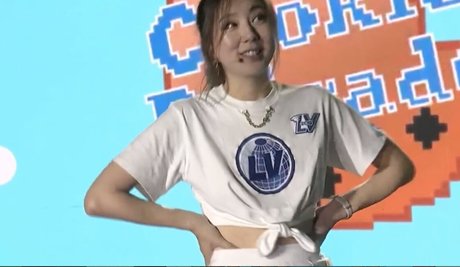 Fuslie Bilder OnlyFans