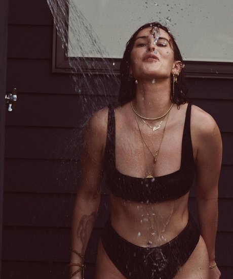 Rumer Willis OnlyFans Model Bilder